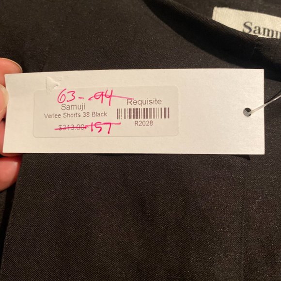 Samuji Verlee Shorts (Black) - Picture 5 of 5